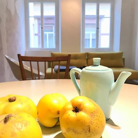 Boutique-Ferienwohnung Im Alten Weinhaus Moser Grünstadt Buitenkant foto