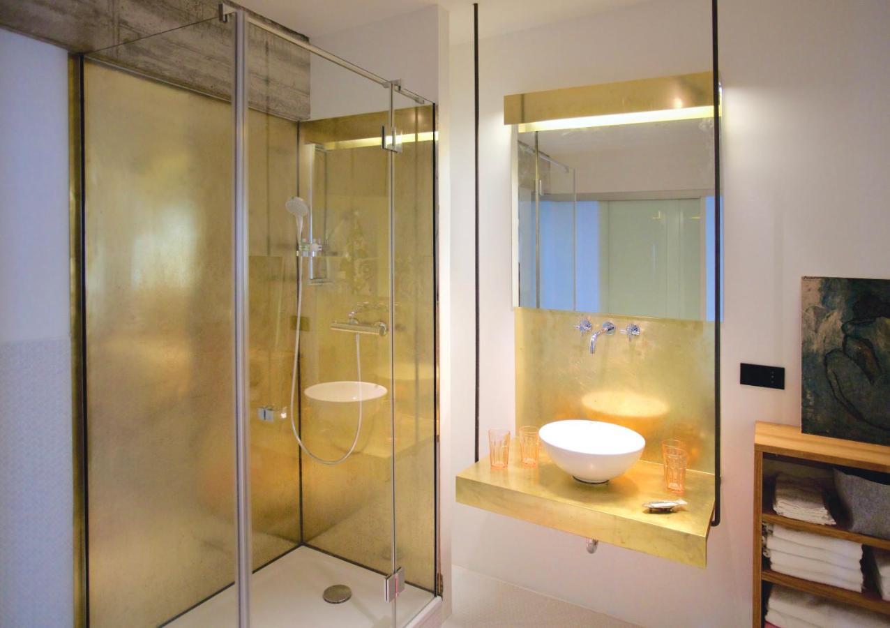 Boutique-Ferienwohnung Im Alten Weinhaus Moser Grünstadt Buitenkant foto