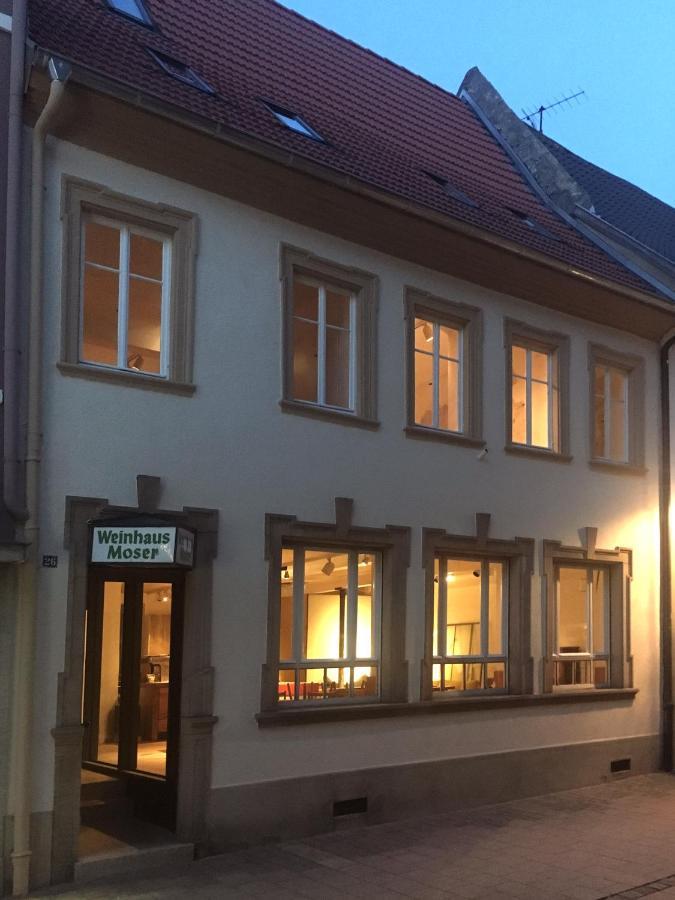 Boutique-Ferienwohnung Im Alten Weinhaus Moser Grünstadt Buitenkant foto